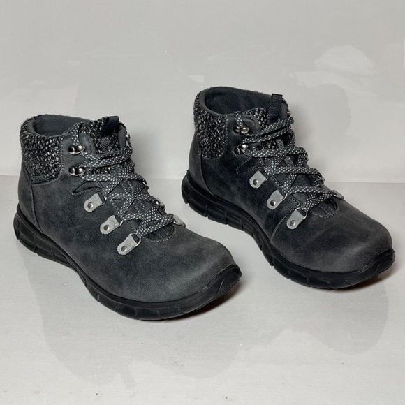 Skechers Synergy Cold Daze Water Repellent Hiker Boots - Picture 1 of 6